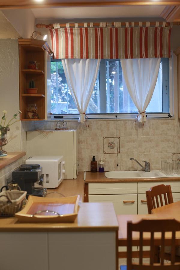 Artemis Apartment,Beach Two-Bedroom Екстер'єр фото